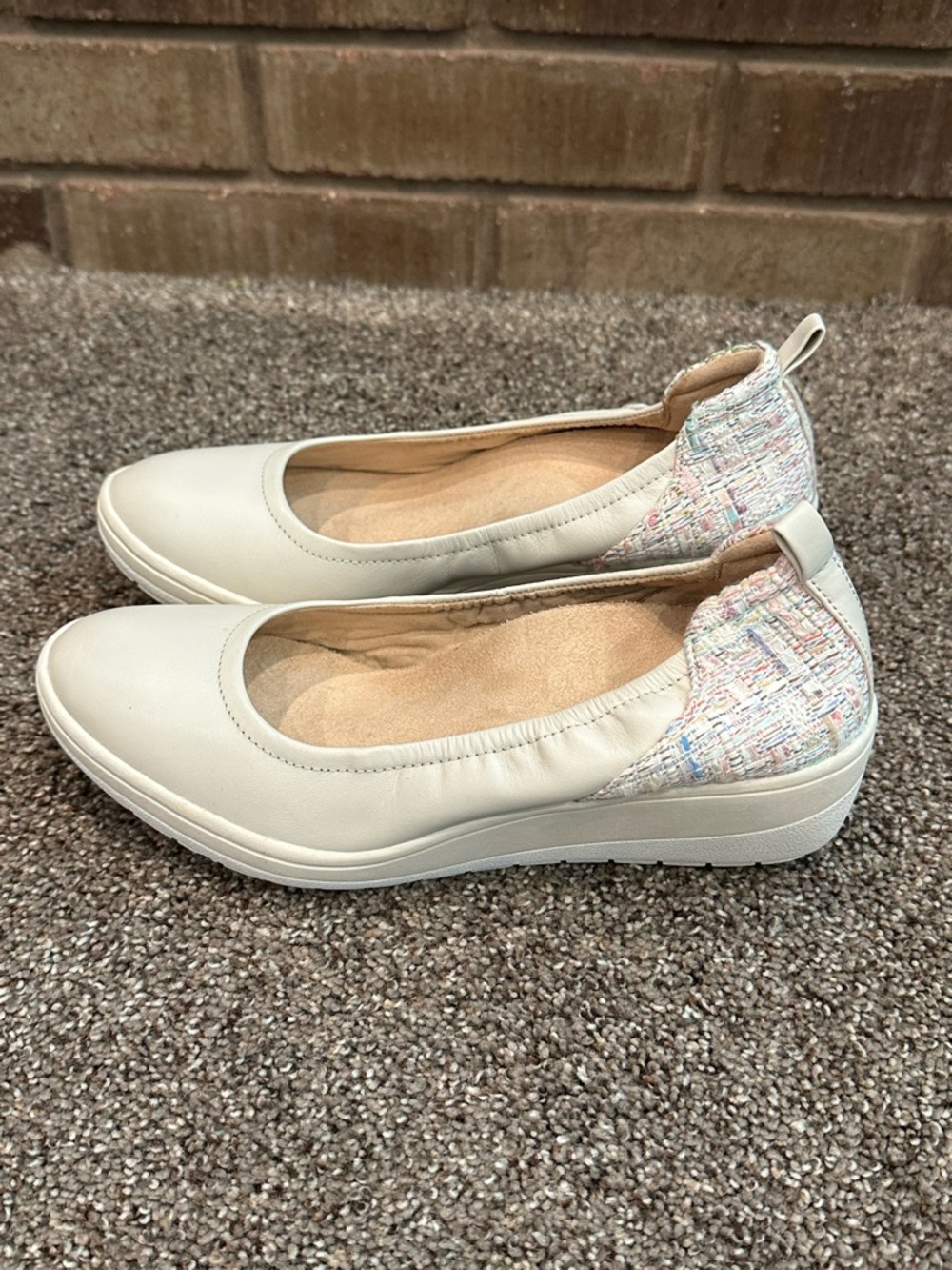 NWOB Vionic Jacey Leather Wedge Flats Cream Multi Tweed Back Accent Size 7 - Picture 3 of 6